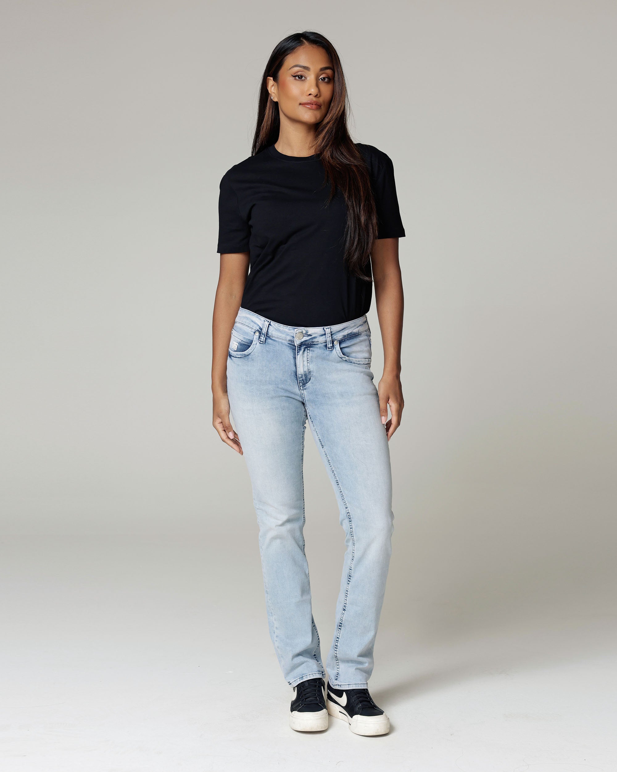 Superlight Vintage Skinny Jeans | The Diamond STR Main image