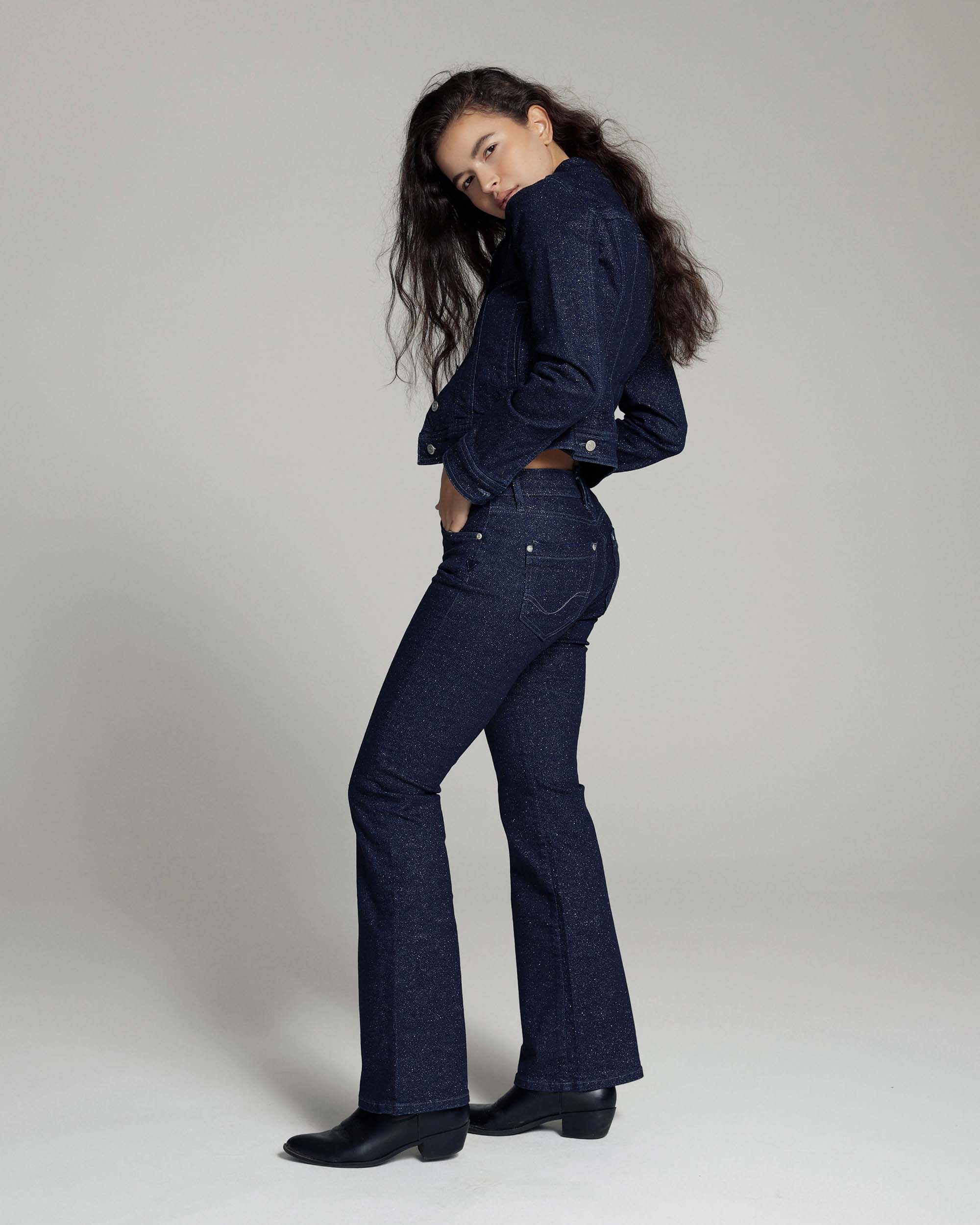 Shiny Indigo Denim Jacket | The Judy Secundaire afbeelding
