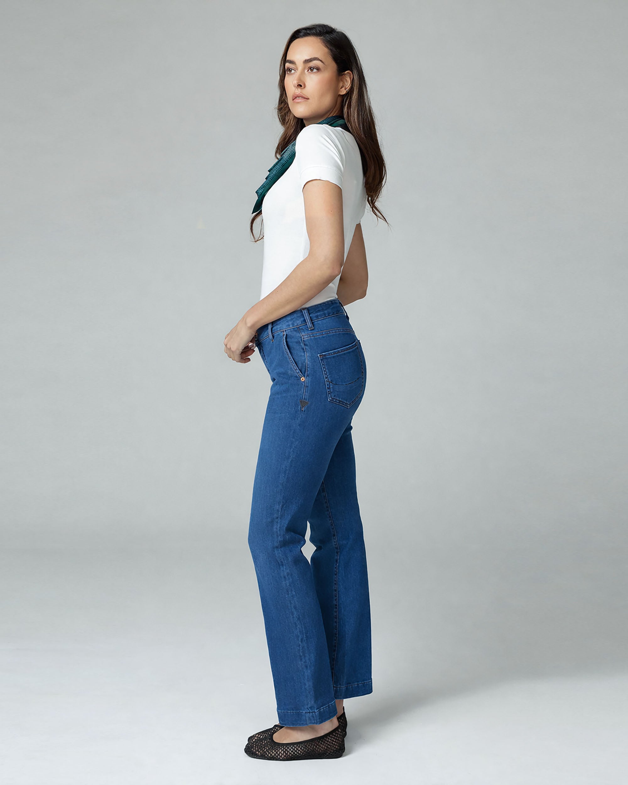 Middenblauwe Flare Mid-Rise Jeans | The Luna