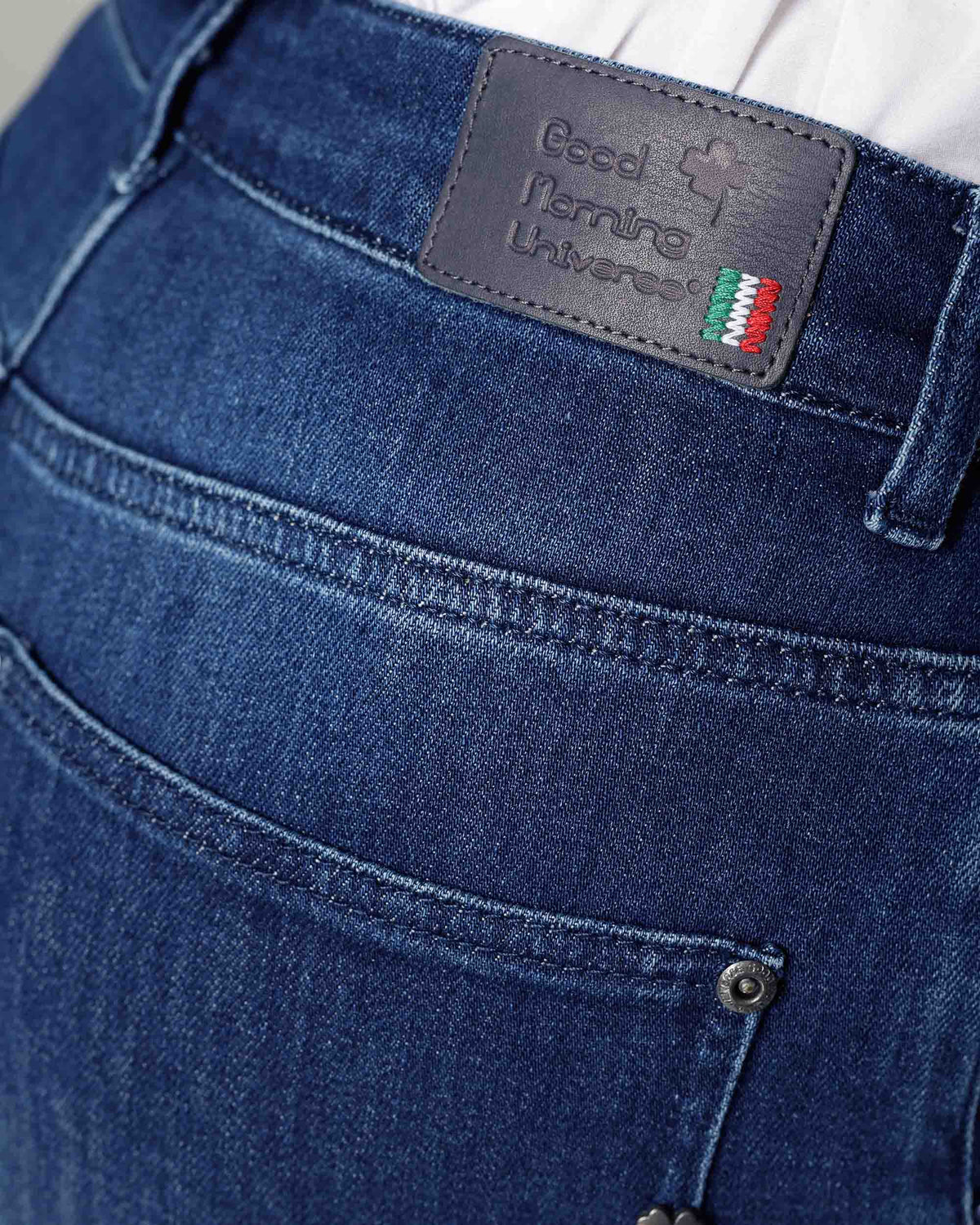 Dark Blue Wide-Leg Jeans, The Diba, close-up detail