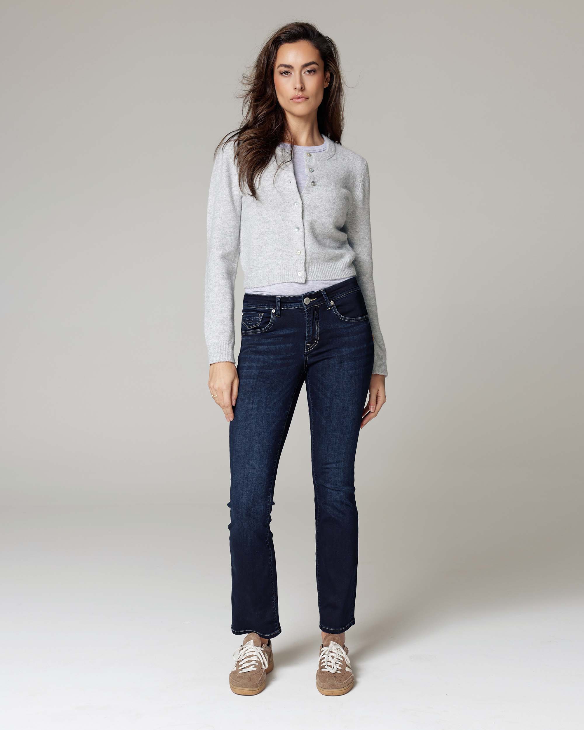 Dark Blue Straight Jeans | The Belinda