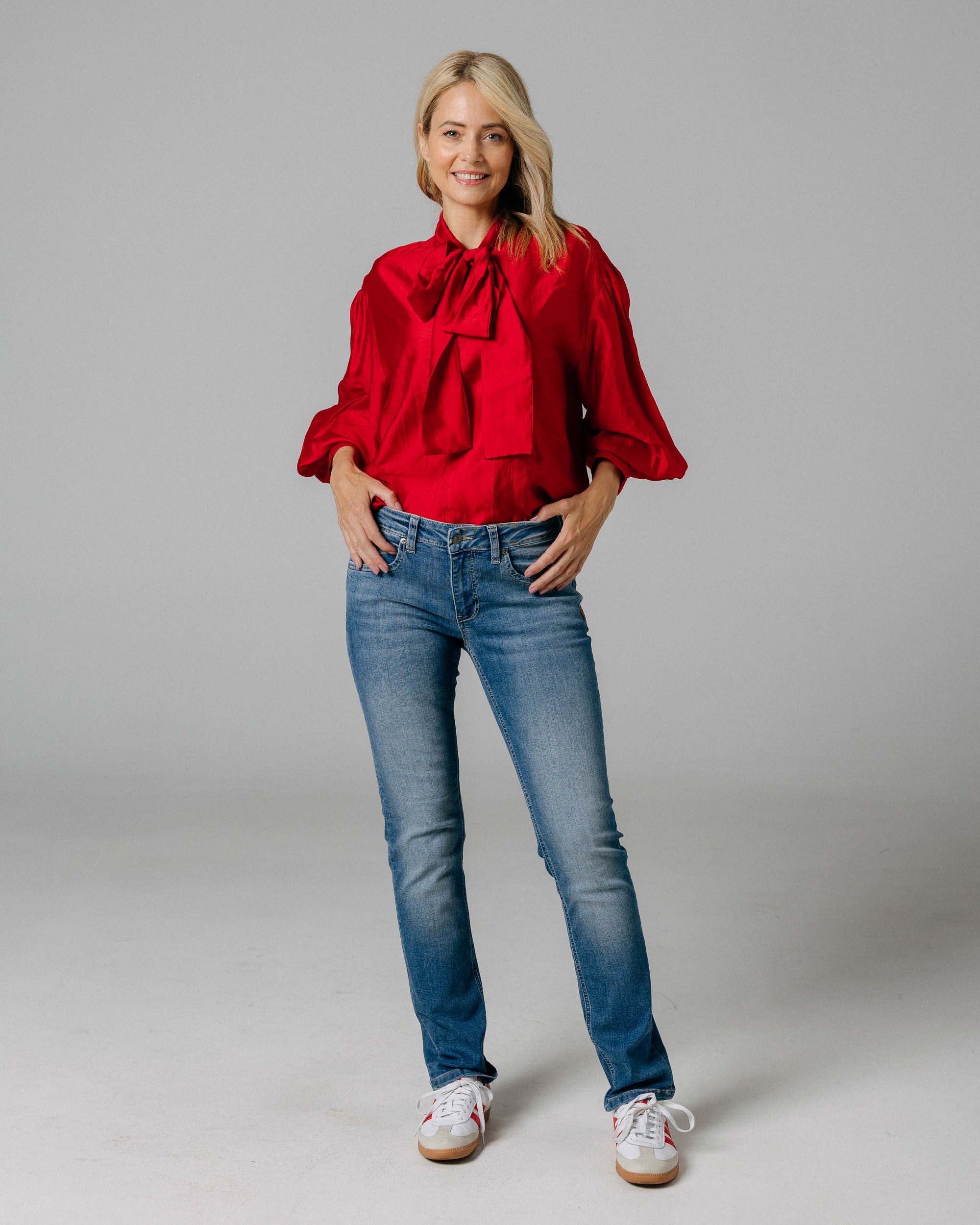 Medium Blue Straight Jeans | The Diamond