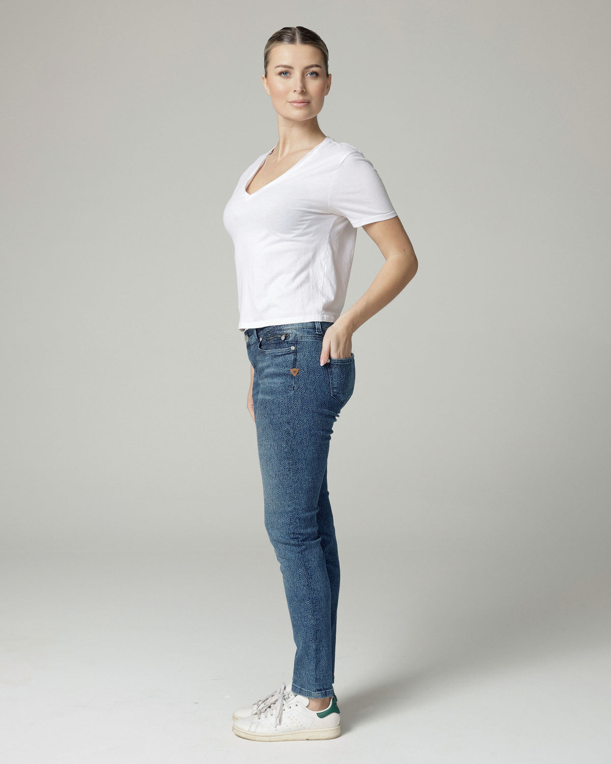 Indigo Fishbone Print Slim Jeans, The Merty, side view