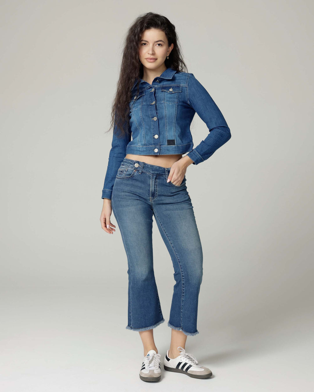 The Elisa, Middenblauw Cropped Denim Jasje